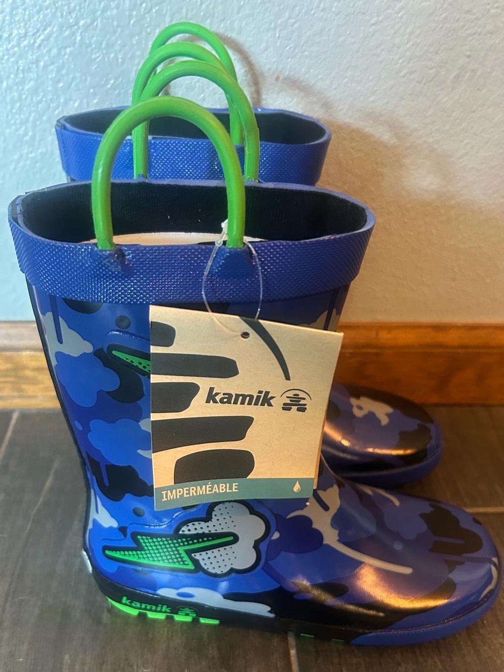 Kamik Kids Blue Camo Rain Boots with Green Pull Handles